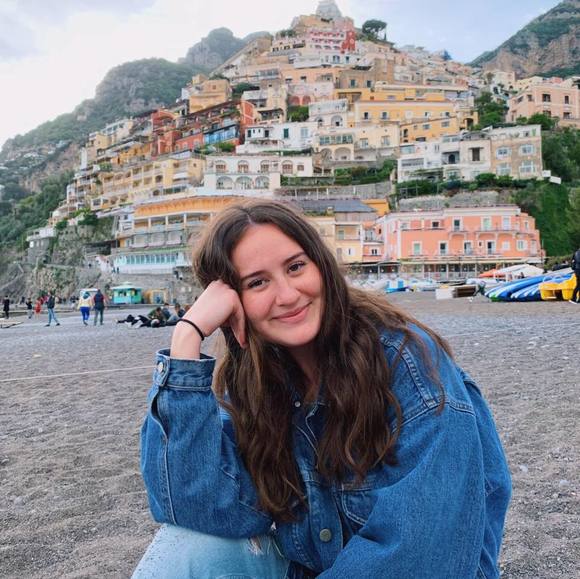 Meet your Posher, Kathryn - Picture 1 of 1